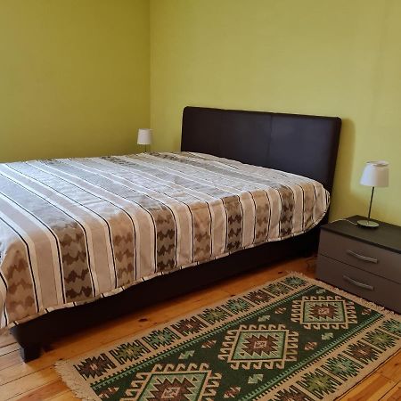Anna Bella Apartman Gyula Buitenkant foto
