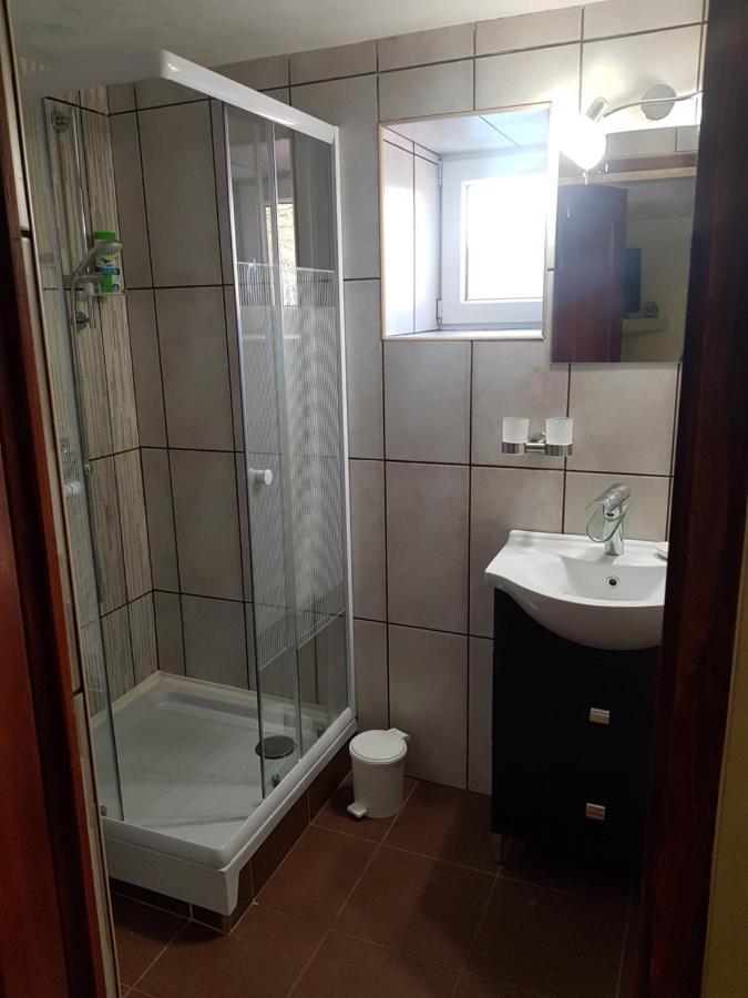 Anna Bella Apartman Gyula Buitenkant foto